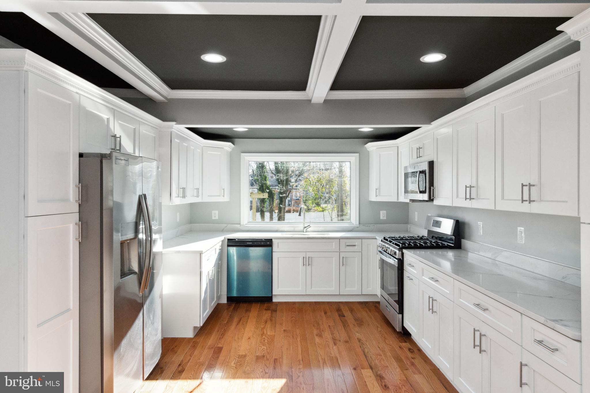 3411 Pinkney Road Baltimore, MD 21215 - Photo 8 of 28 Gallery Image 8