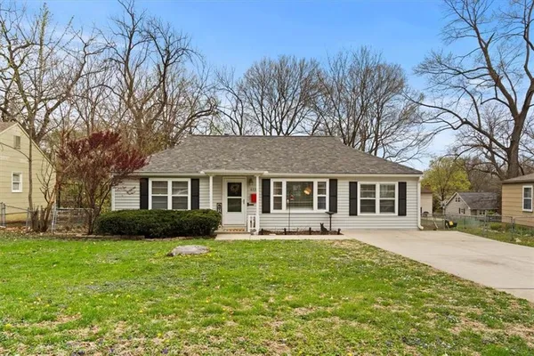 $295,000 | 6536 Lowell Avenue, Overland Park, KS 66202