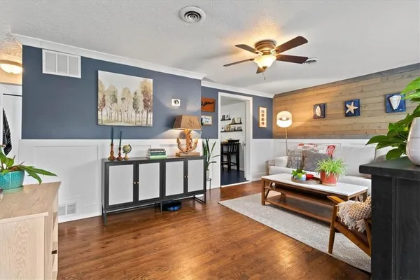 $295,000 | 6536 Lowell Avenue, Overland Park, KS 66202