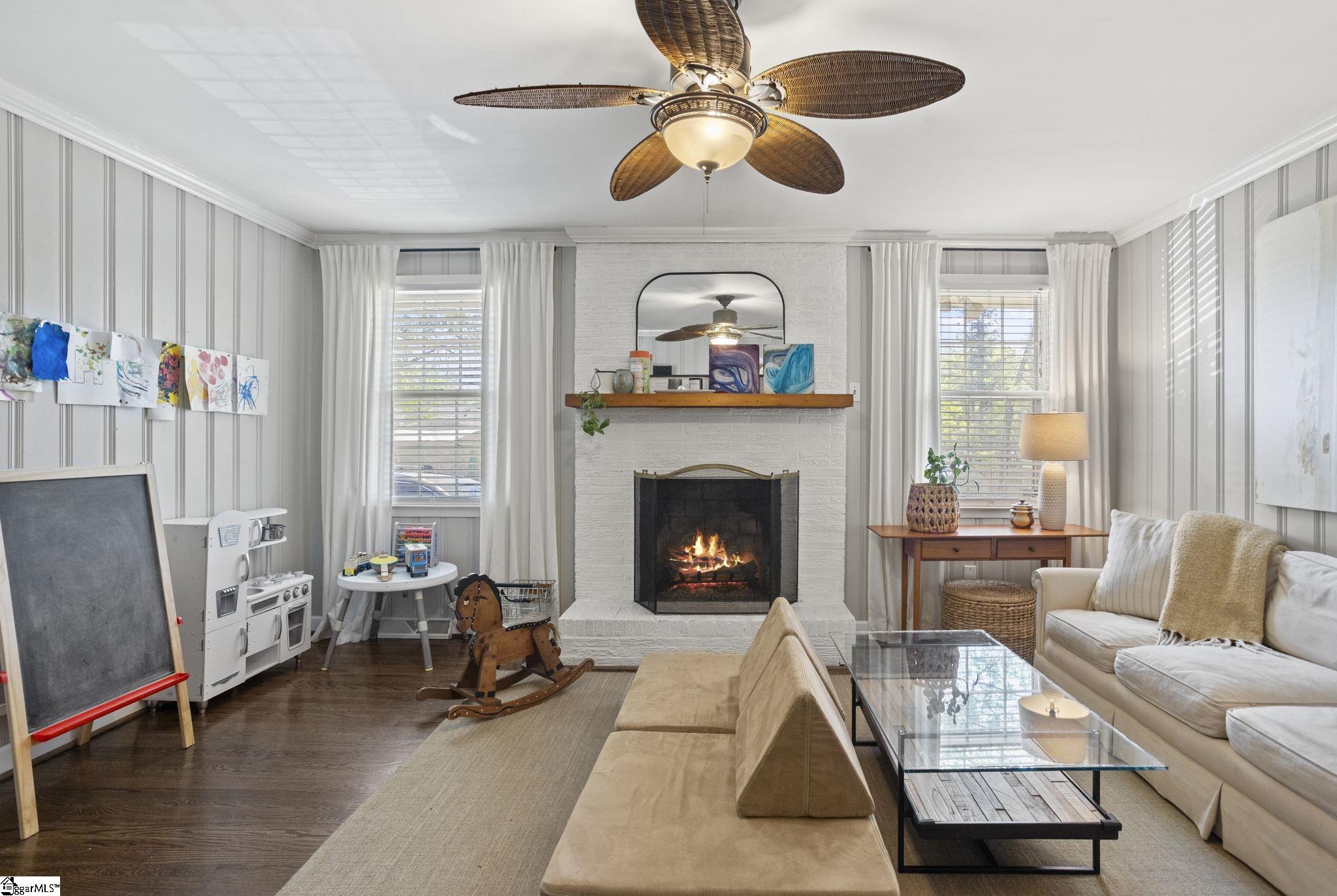 1740 East North Street Greenville, SC 29607 - Photo 15 of 38