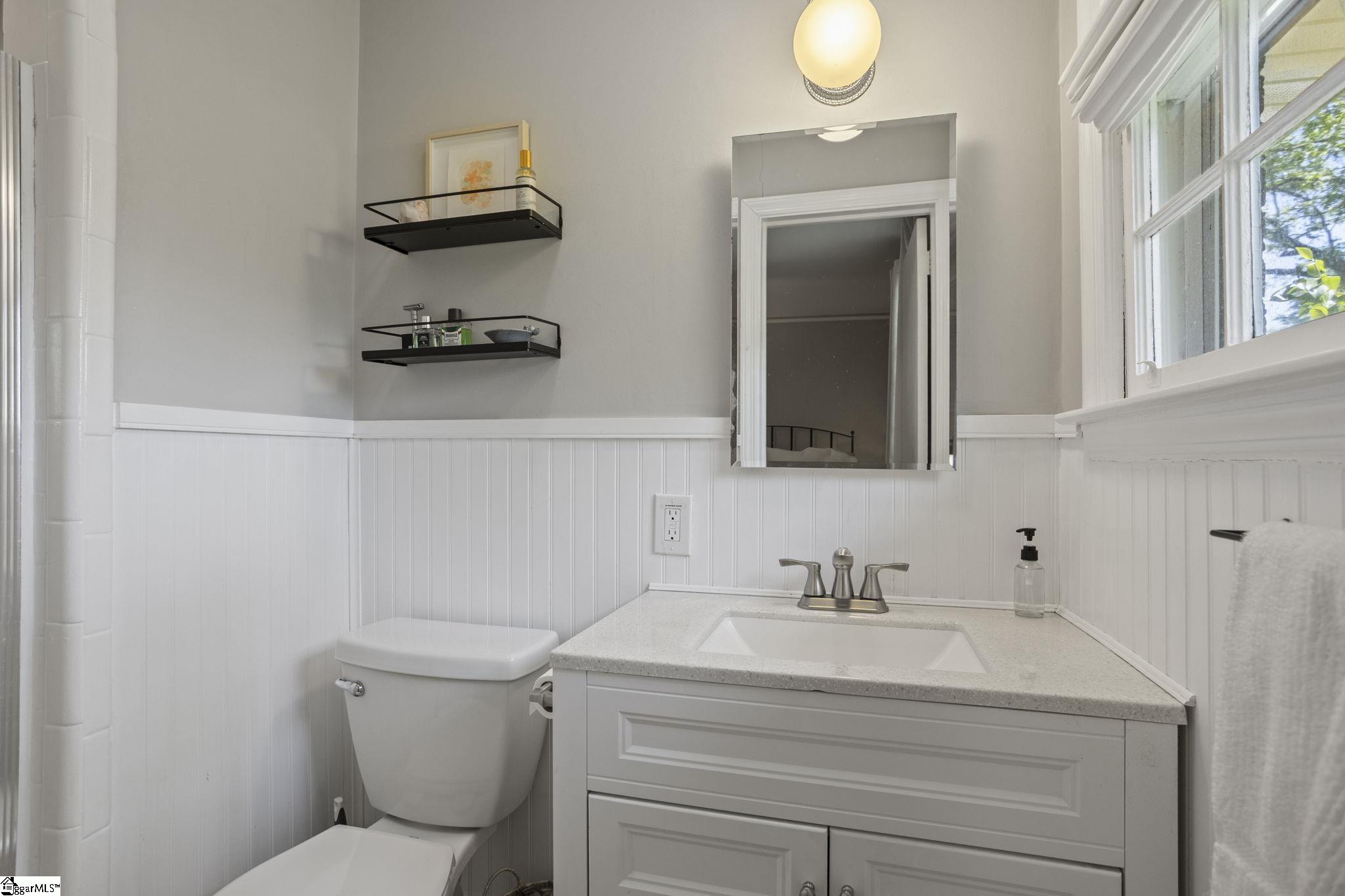 1740 East North Street Greenville, SC 29607 - Photo 20 of 38