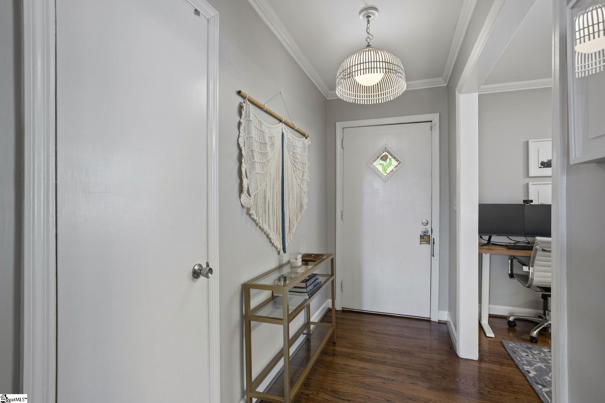 1740 East North Street Greenville, SC 29607 - Photo 3 of 38