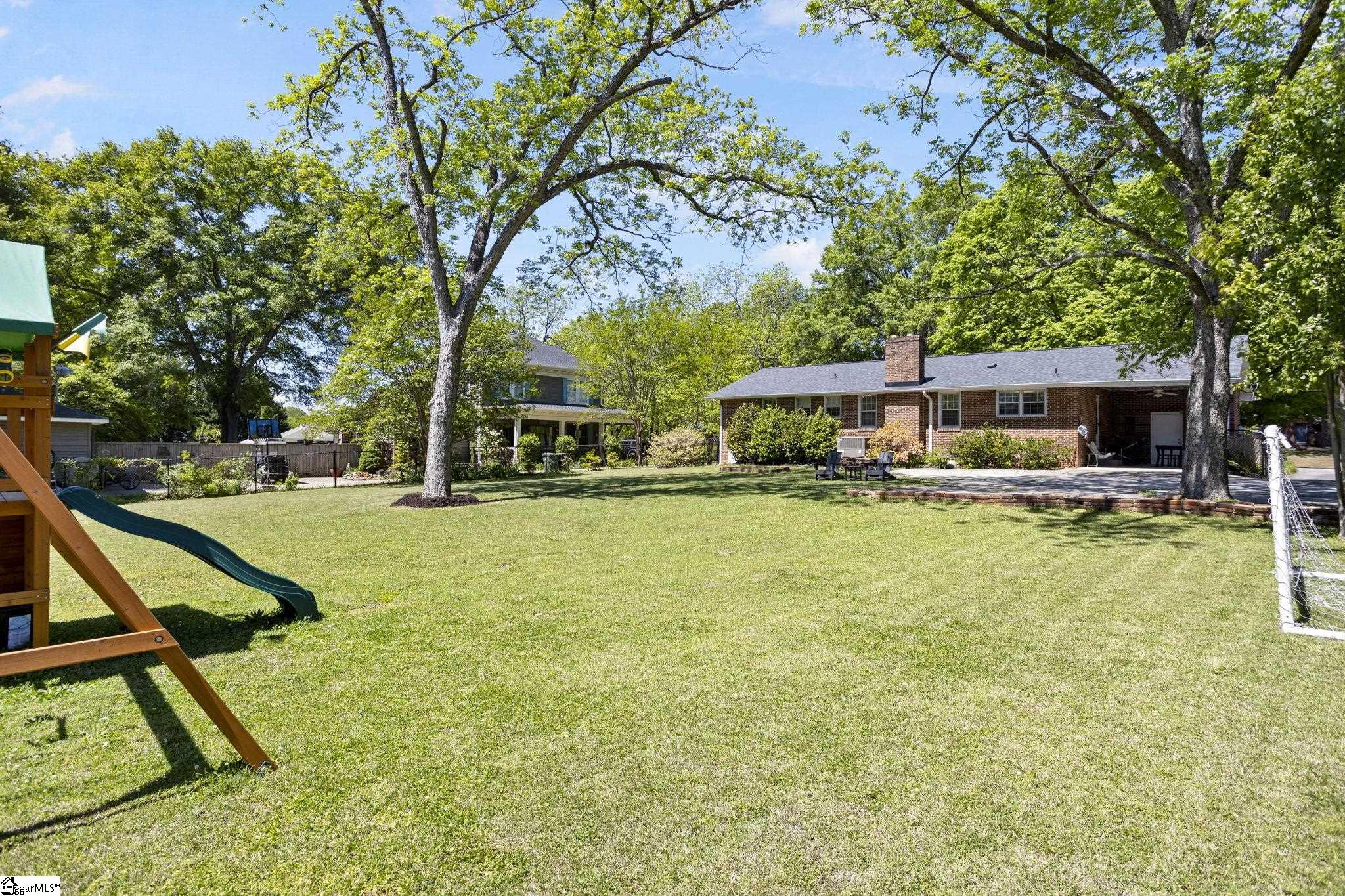 1740 East North Street Greenville, SC 29607 - Photo 33 of 38