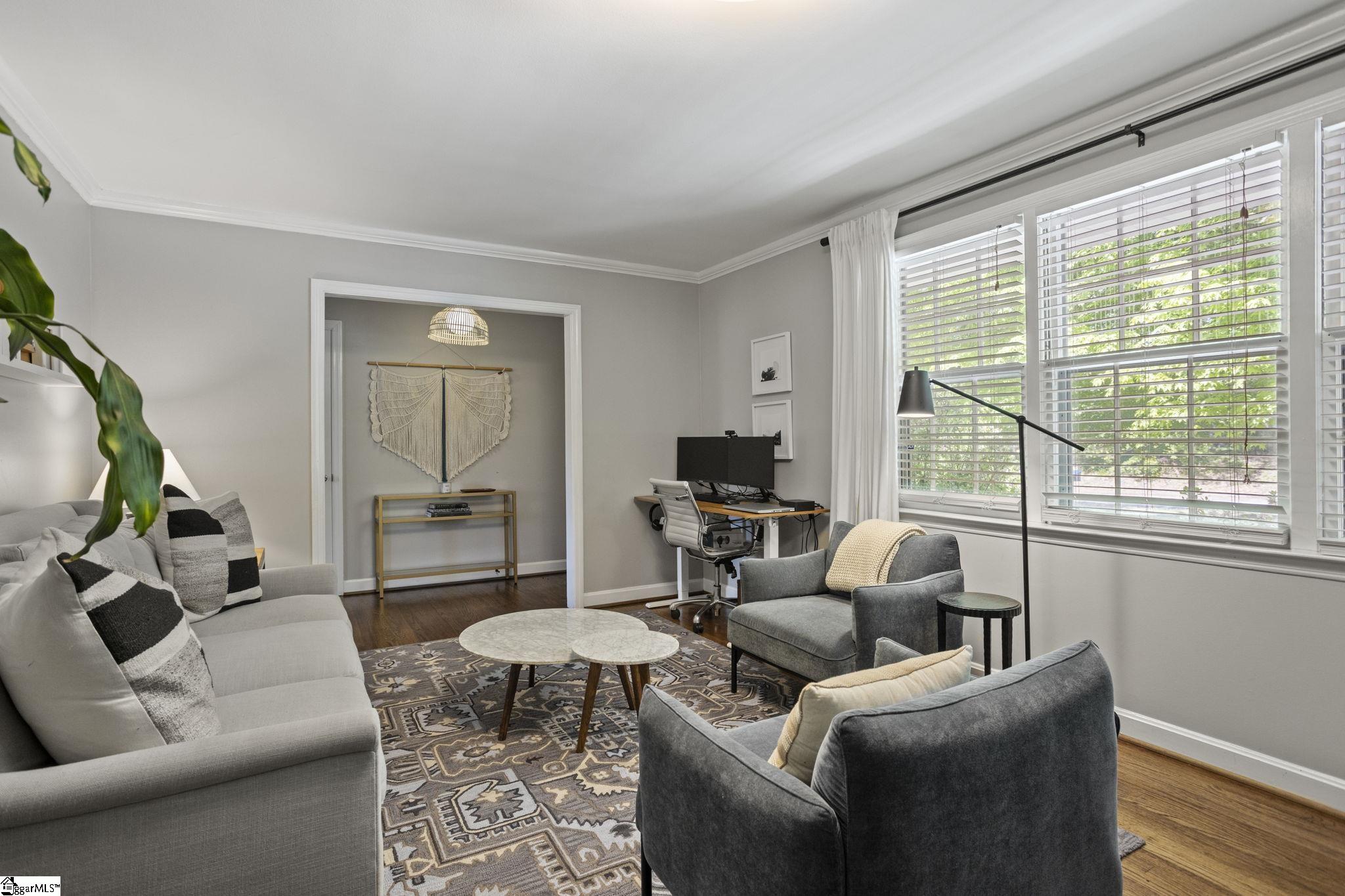 1740 East North Street Greenville, SC 29607 - Photo 5 of 38