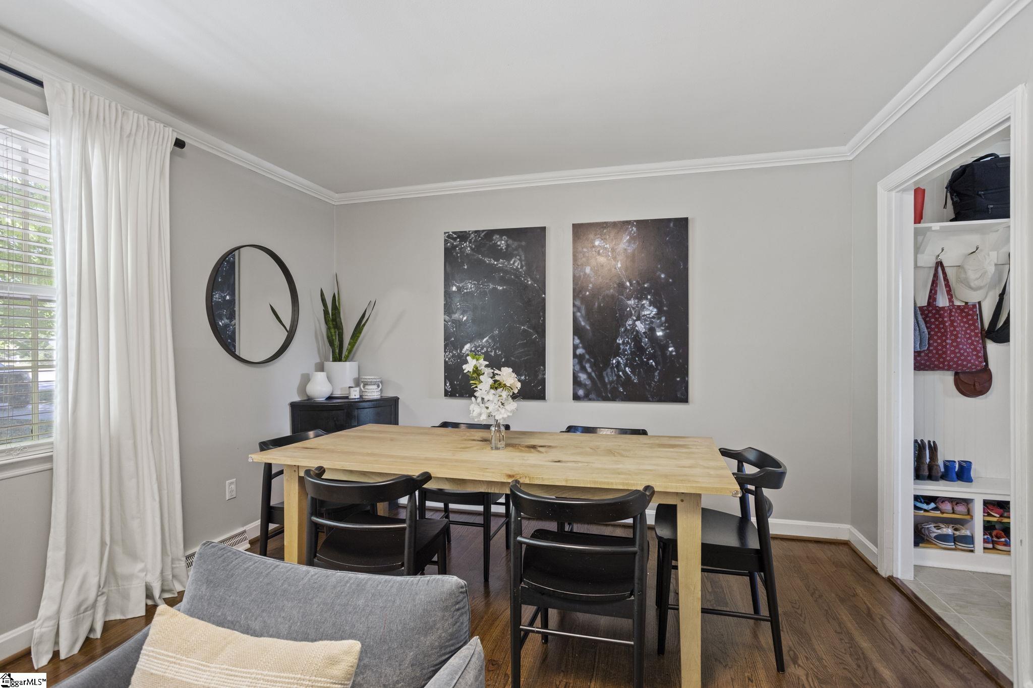 1740 East North Street Greenville, SC 29607 - Photo 7 of 38