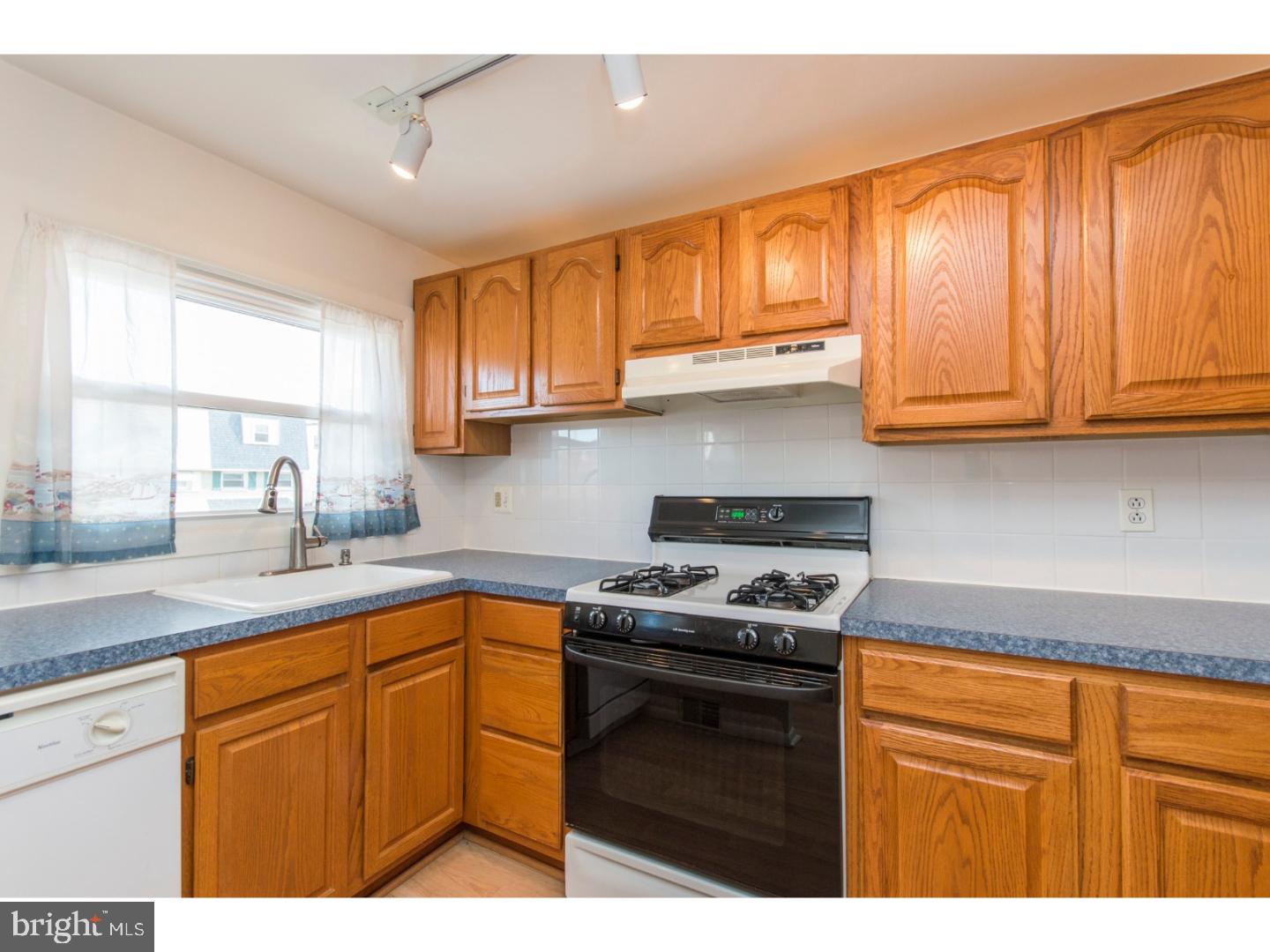 2802 Chase Road Philadelphia, PA 19152 - Photo 22 of 22 Gallery Image 22