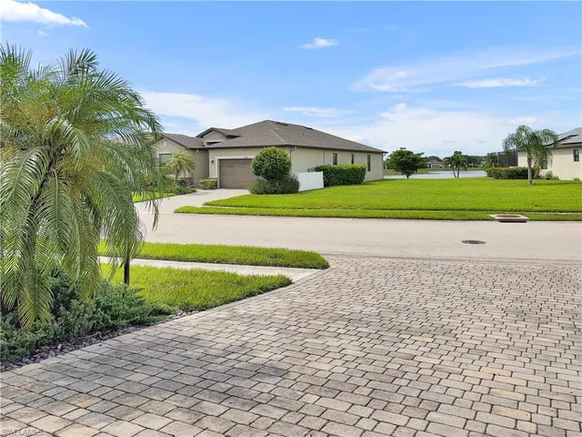 $372,000 | 14402 Vindel Circle, Fort Myers, FL 33905