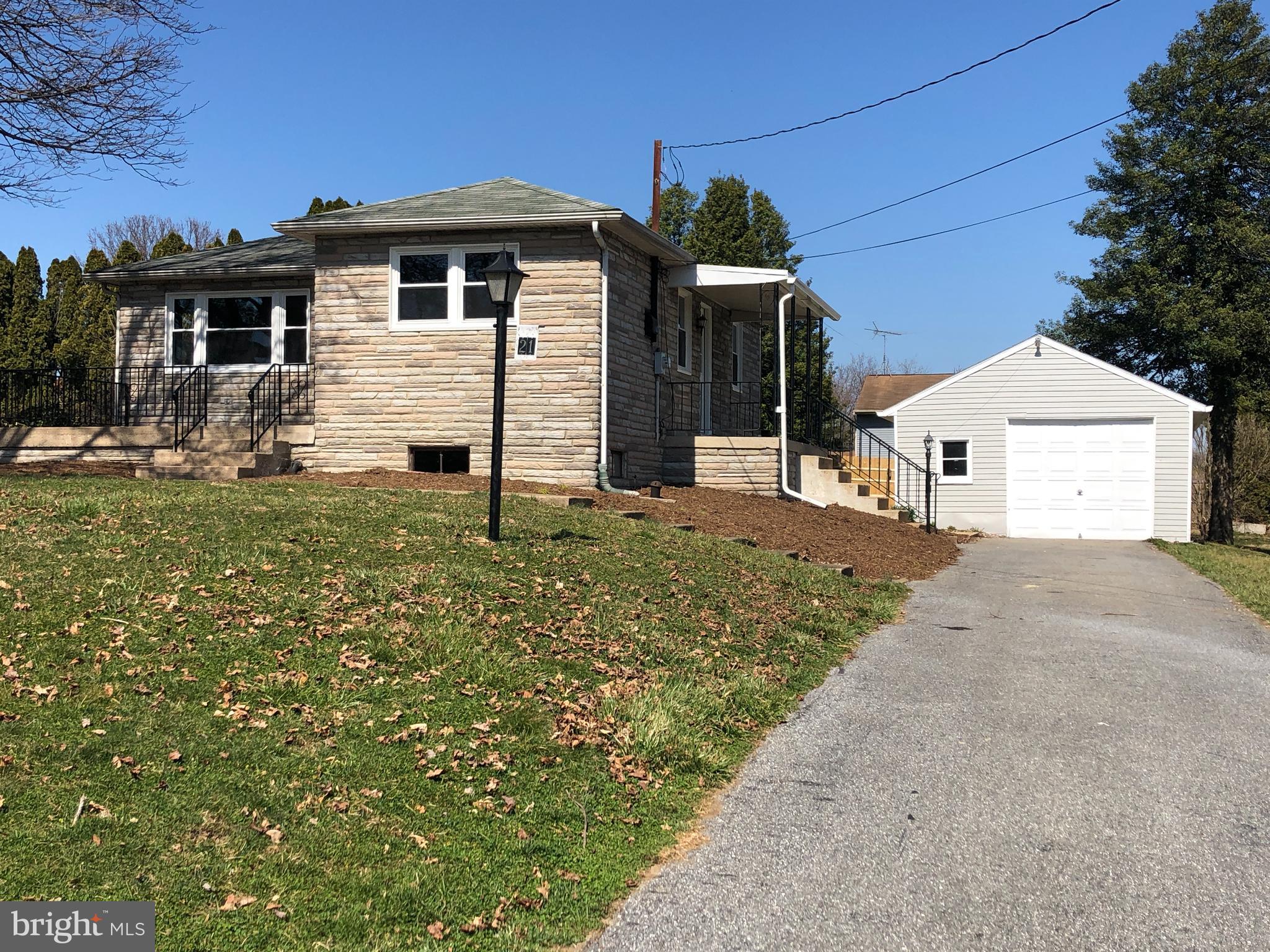 21 Hoover Road Lancaster, PA 17603 - Photo 3 of 21 Gallery Image 3