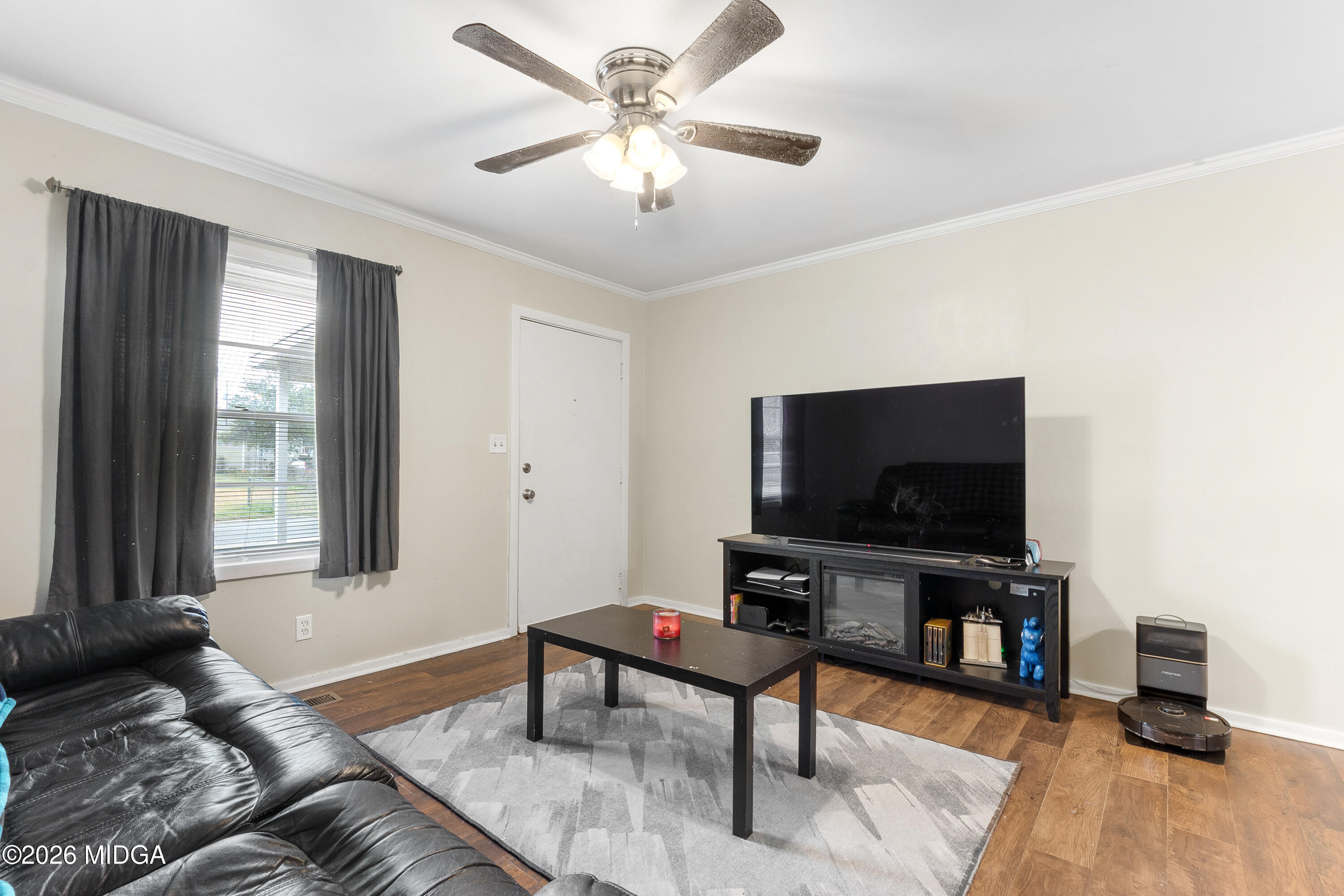 115 Trinity Drive Warner Robins, GA 31088 - Photo 3 of 32 08__AAA8339_mls