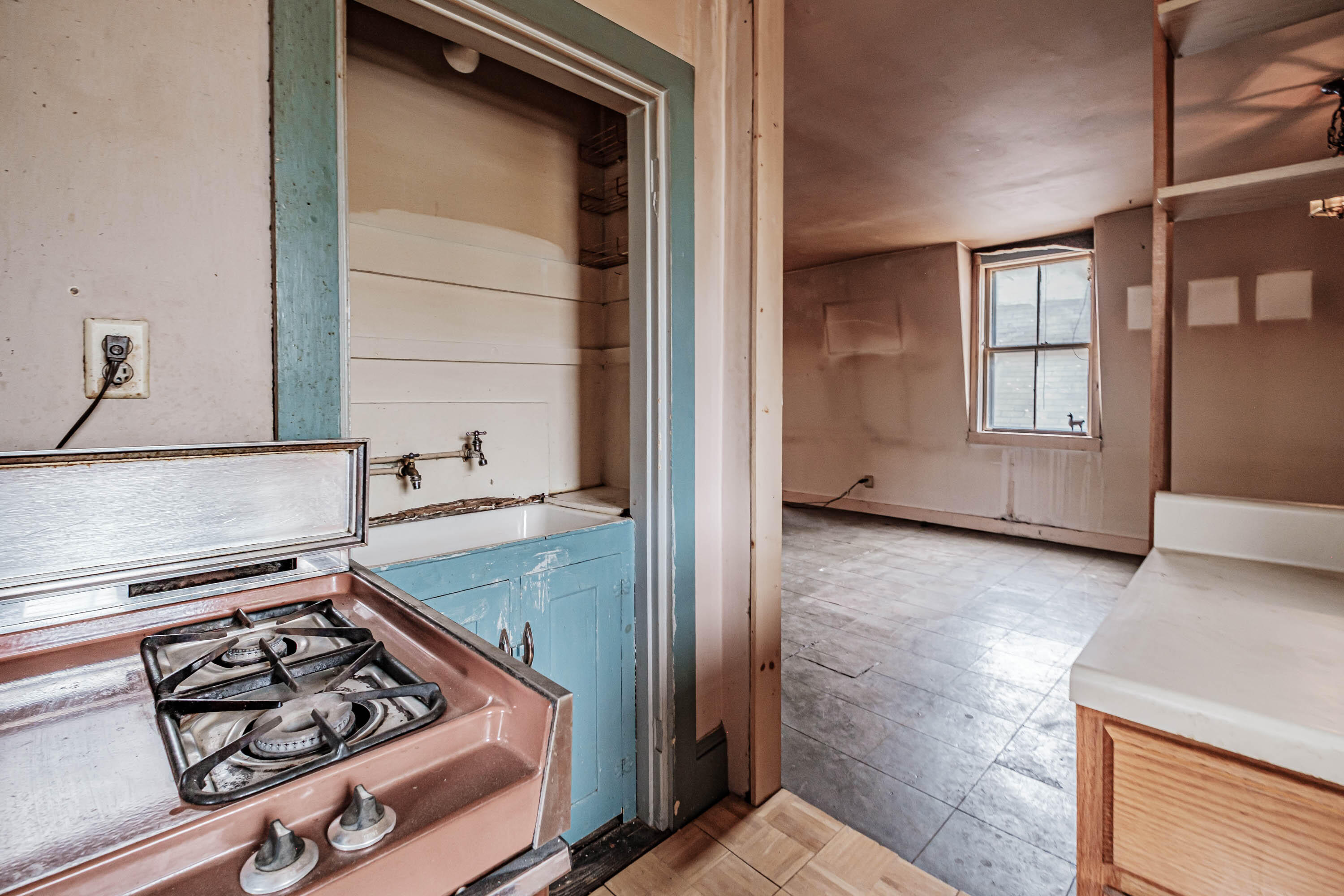 87 Gray Street Portland, ME 04102 - Photo 37 of 45 Unit 3