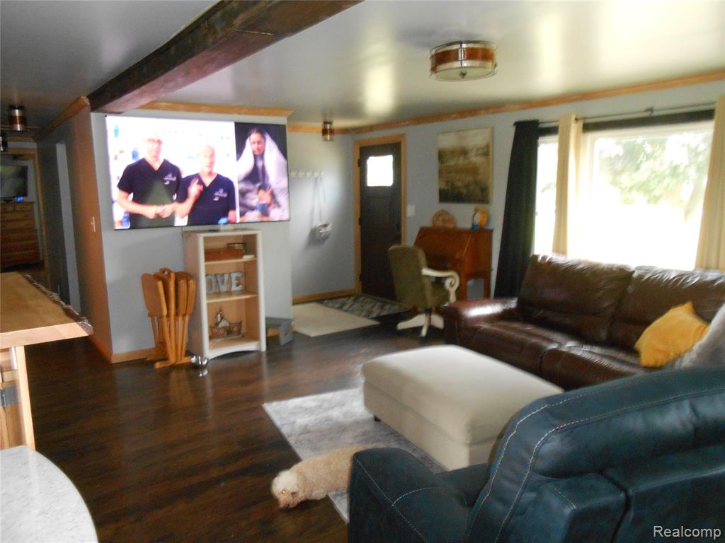 249 North Gates Road Sandusky, MI 48471 - Photo 9 of 33
