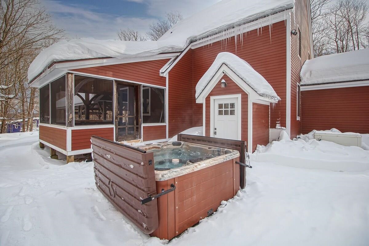 134 Ellis Brook Road West Dover, VT 05356 - Photo 4 of 40