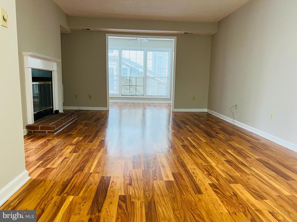 9965 Oakton Terrace Road, Unit 9965 Oakton, VA 22124 - Photo 1 of 30