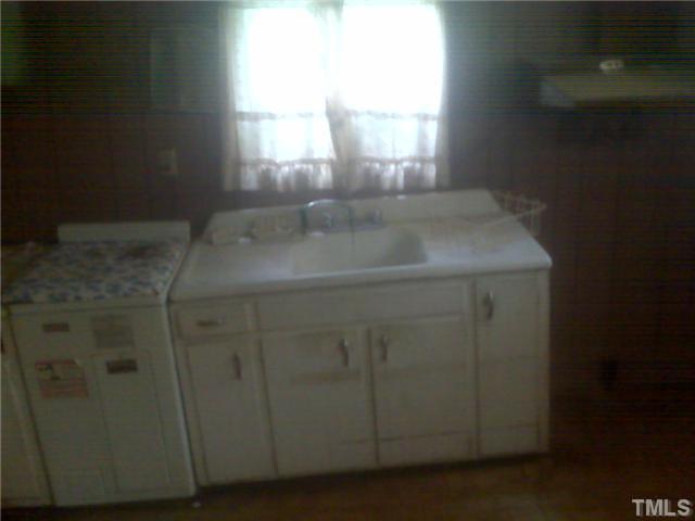5305 Fayetteville Road Durham, NC 27713 - Photo 5 of 5