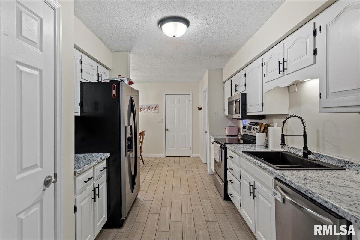 8101 Tack Lane Springfield, IL 62712 - Photo 10 of 30