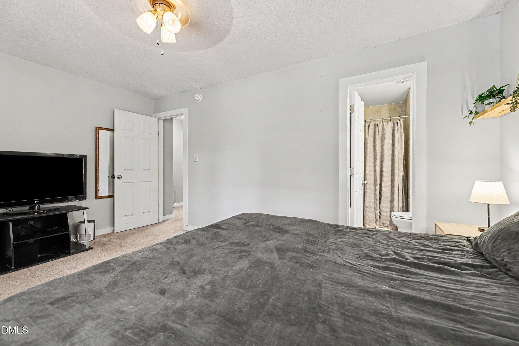 511 Carolina Avenue Raleigh, NC 27606 - Photo 16 of 25