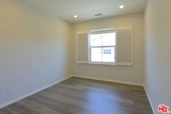 $5,200 | 50 Twin Flower, Irvine, CA 92620
