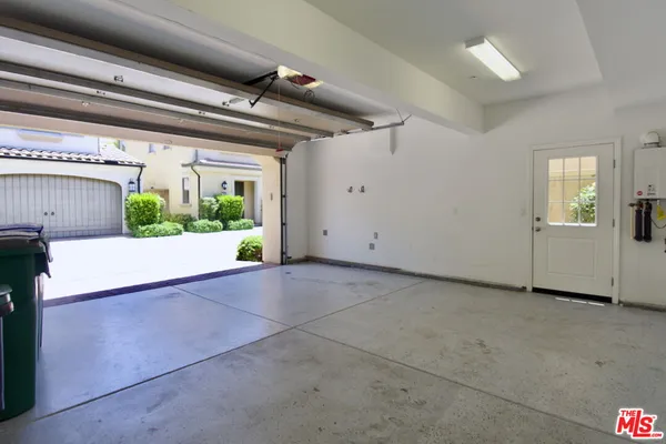 $5,200 | 50 Twin Flower, Irvine, CA 92620