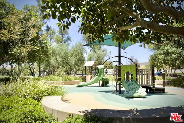 $5,200 | 50 Twin Flower, Irvine, CA 92620