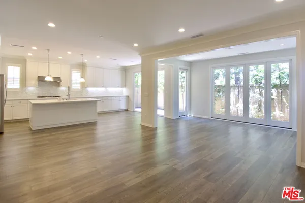 $5,200 | 50 Twin Flower, Irvine, CA 92620