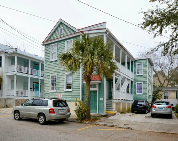 $2,995 | 16 Felix Street, Unit C, Charleston, SC 29403