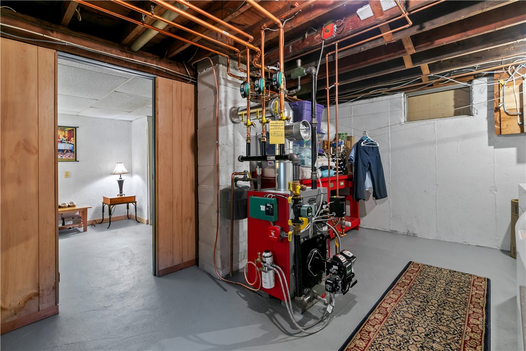 9 Continental Drive Middletown, RI 02842 - Photo 38 of 46