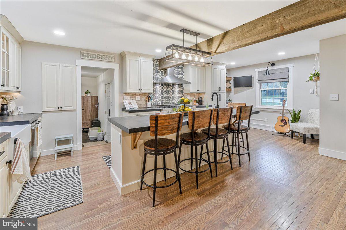 27 Lochatong Road Ewing, NJ 08628 - Photo 13 of 42 Open kitchen/dining rooms