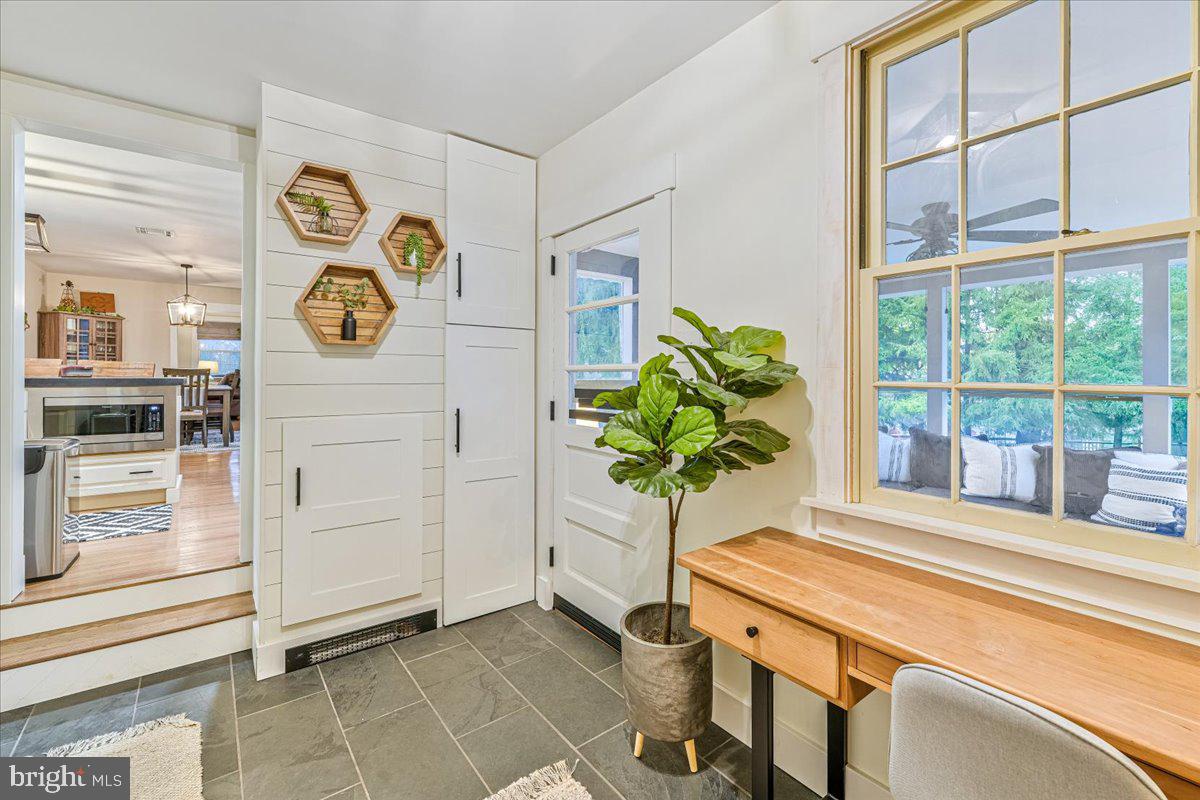 27 Lochatong Road Ewing, NJ 08628 - Photo 21 of 42 Slate floored mudroom