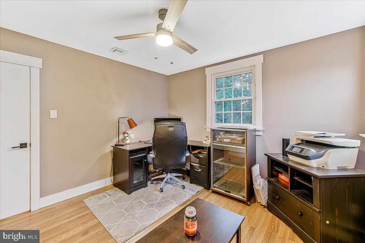 27 Lochatong Road Ewing, NJ 08628 - Photo 28 of 42 Back Bedroom 4