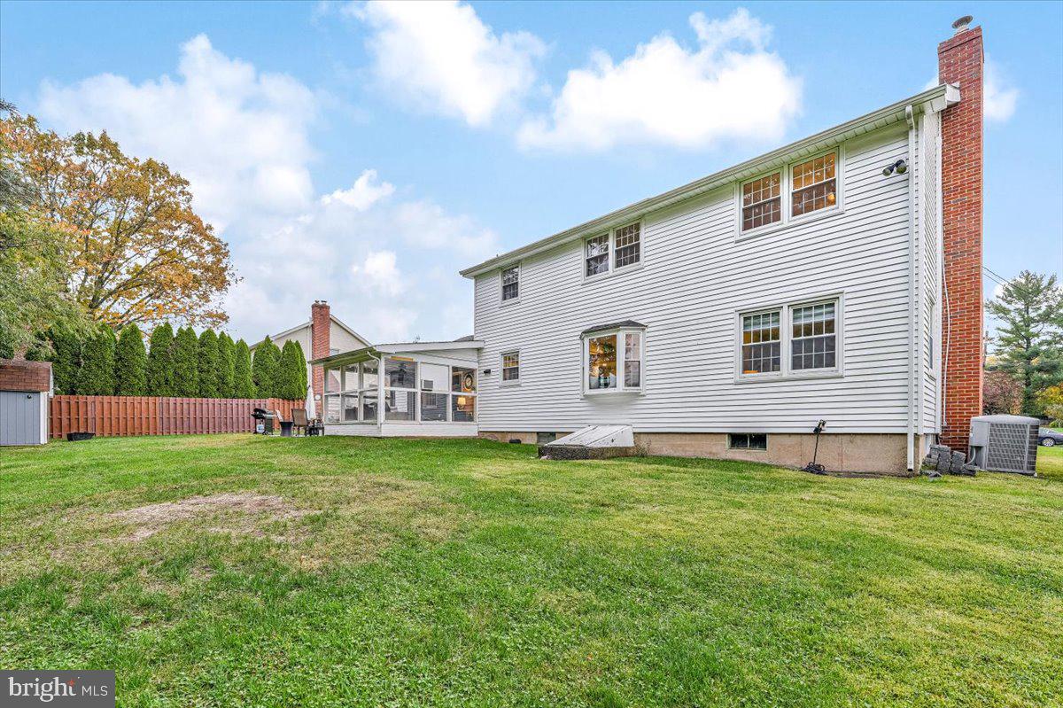 27 Lochatong Road Ewing, NJ 08628 - Photo 38 of 42