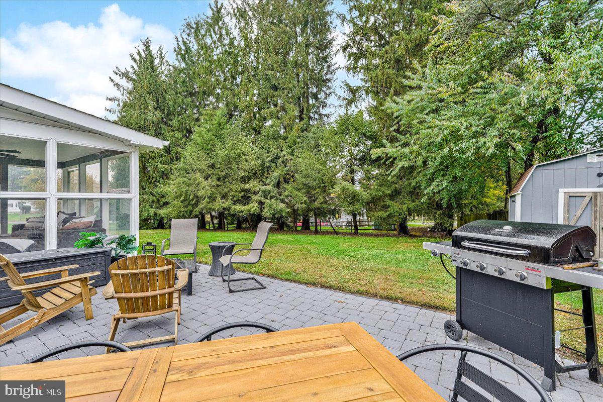 27 Lochatong Road Ewing, NJ 08628 - Photo 41 of 42 Private back yard