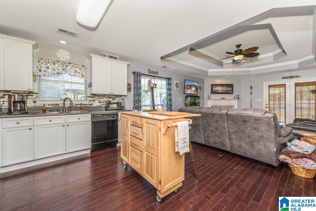 4147 Forest Lakes Road Sterrett, AL 35147 - Photo 4 of 18