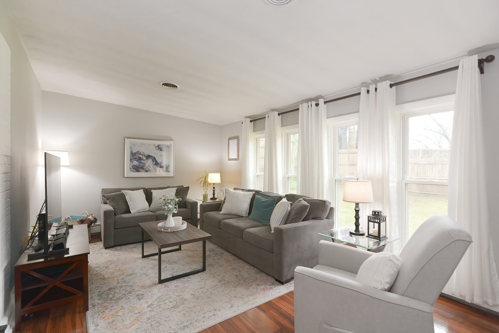 4 Rosslare Road Framingham, MA 01701 - Photo 17 of 38 Gallery Image 17