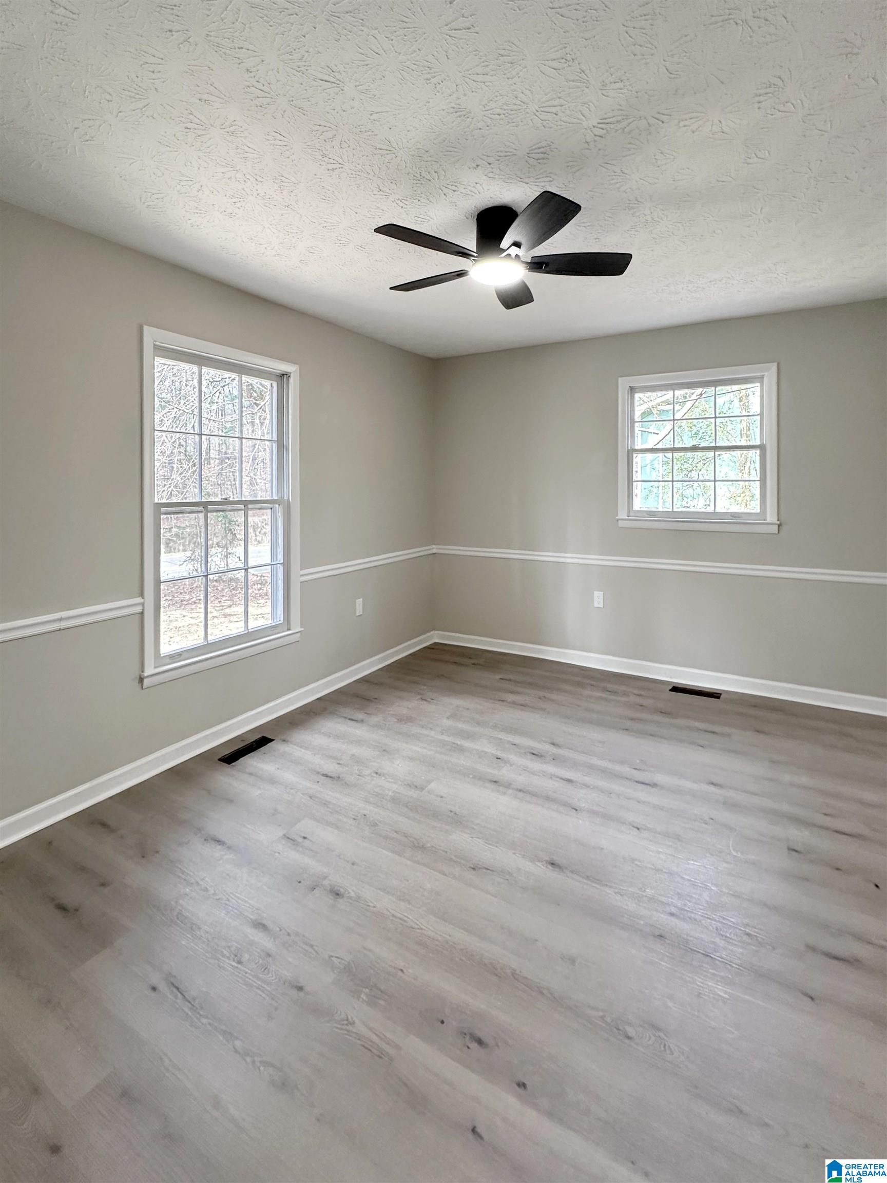 6103 Saks Road Anniston, AL 36206 - Photo 9 of 32