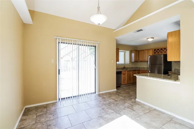 $1,940 | 911 Turner Court, Cedar Hill, TX 75104