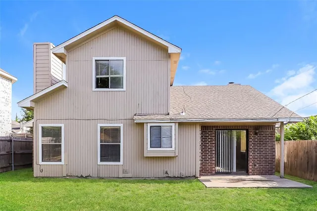 $1,940 | 911 Turner Court, Cedar Hill, TX 75104