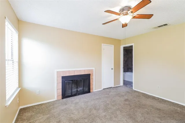 $1,940 | 911 Turner Court, Cedar Hill, TX 75104