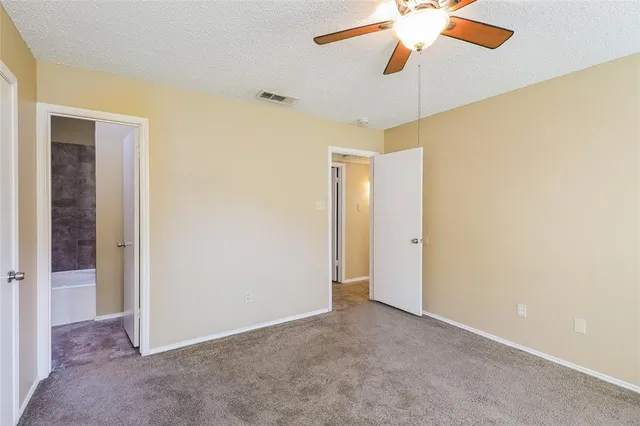 $1,940 | 911 Turner Court, Cedar Hill, TX 75104