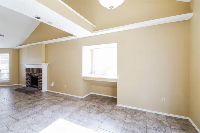 $1,940 | 911 Turner Court, Cedar Hill, TX 75104