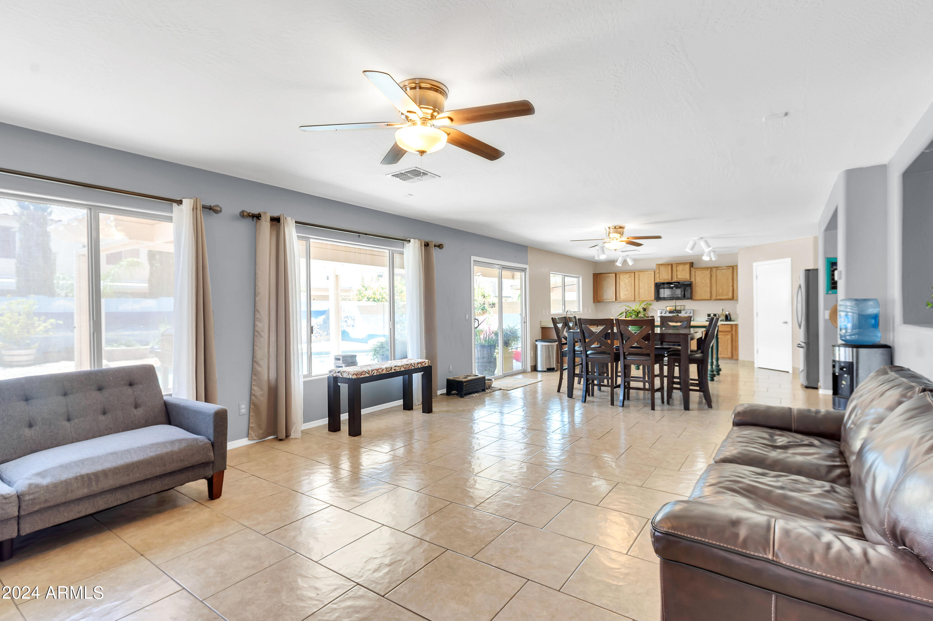 1215 West Ocotillo Street Coolidge, AZ 85128 - Photo 5 of 29 1215 W Ocotillo St-3