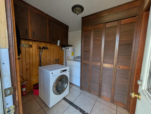 $249,900 | 607 Hunters Point Road, Neenah, WI 54956