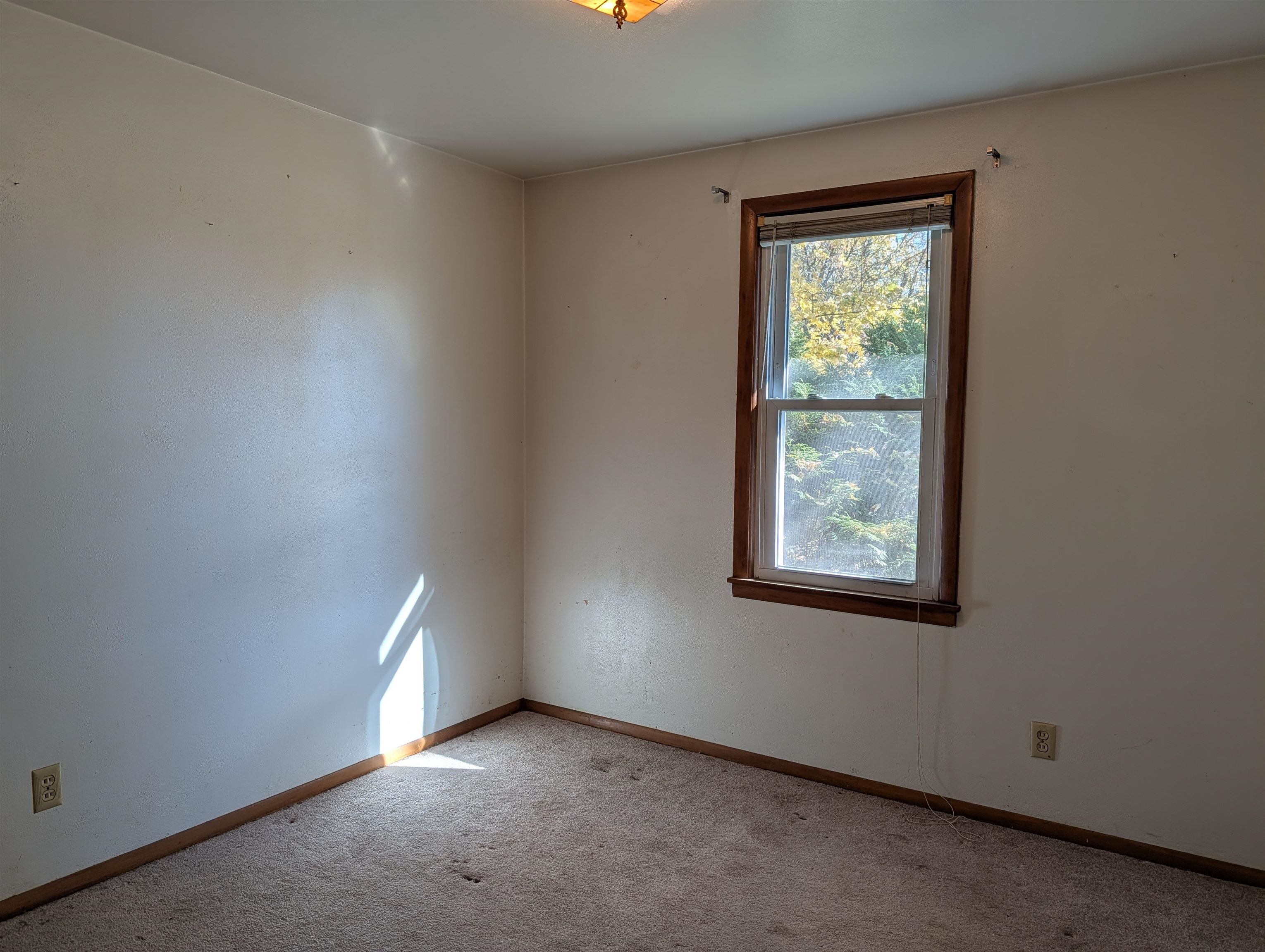 607 Hunters Point Road Neenah, WI 54956 - Photo 18 of 31