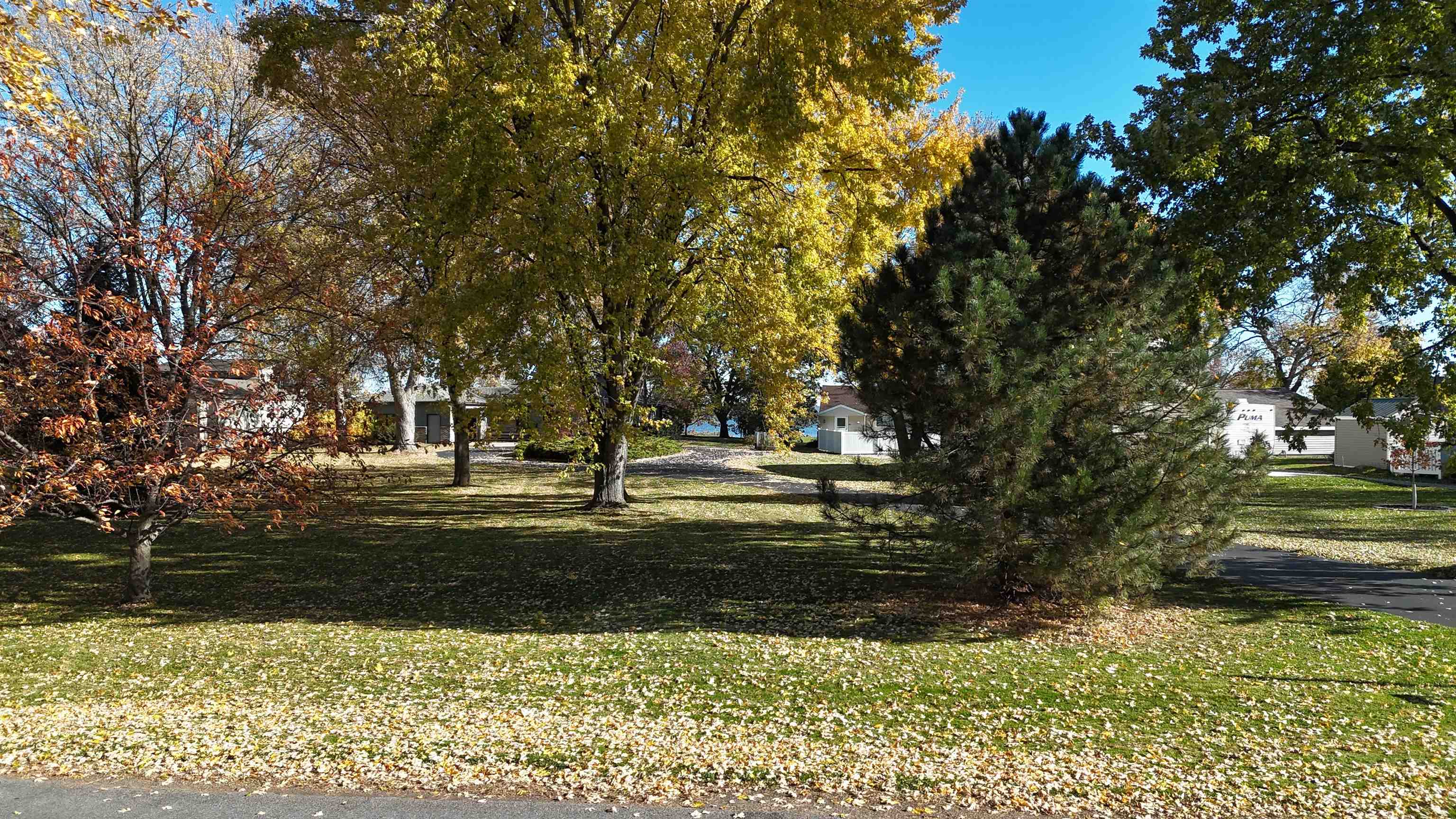 607 Hunters Point Road Neenah, WI 54956 - Photo 29 of 31