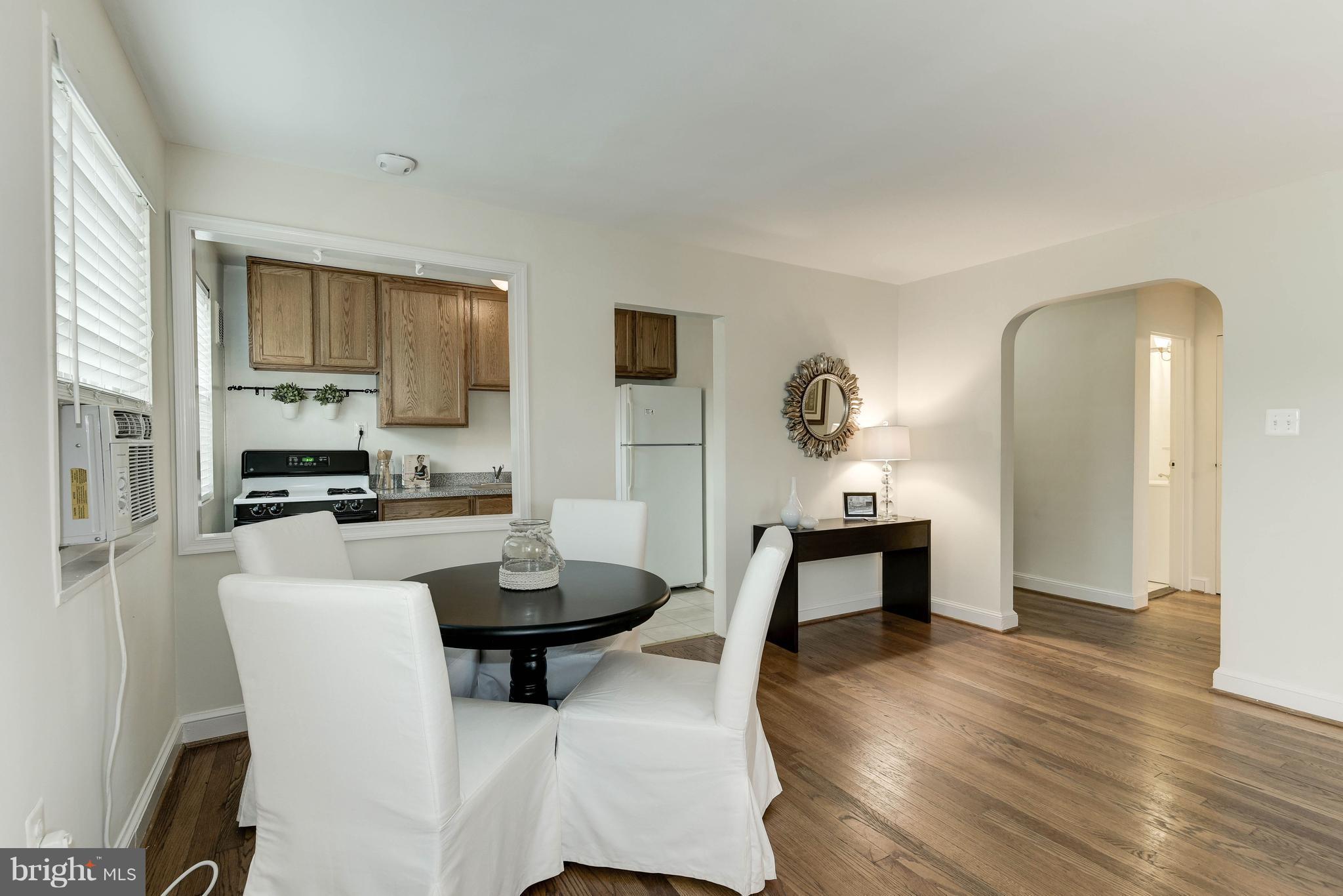 5224 8th Road South, Unit 7 Arlington, VA 22204 - Photo 16 of 28 Dining Room