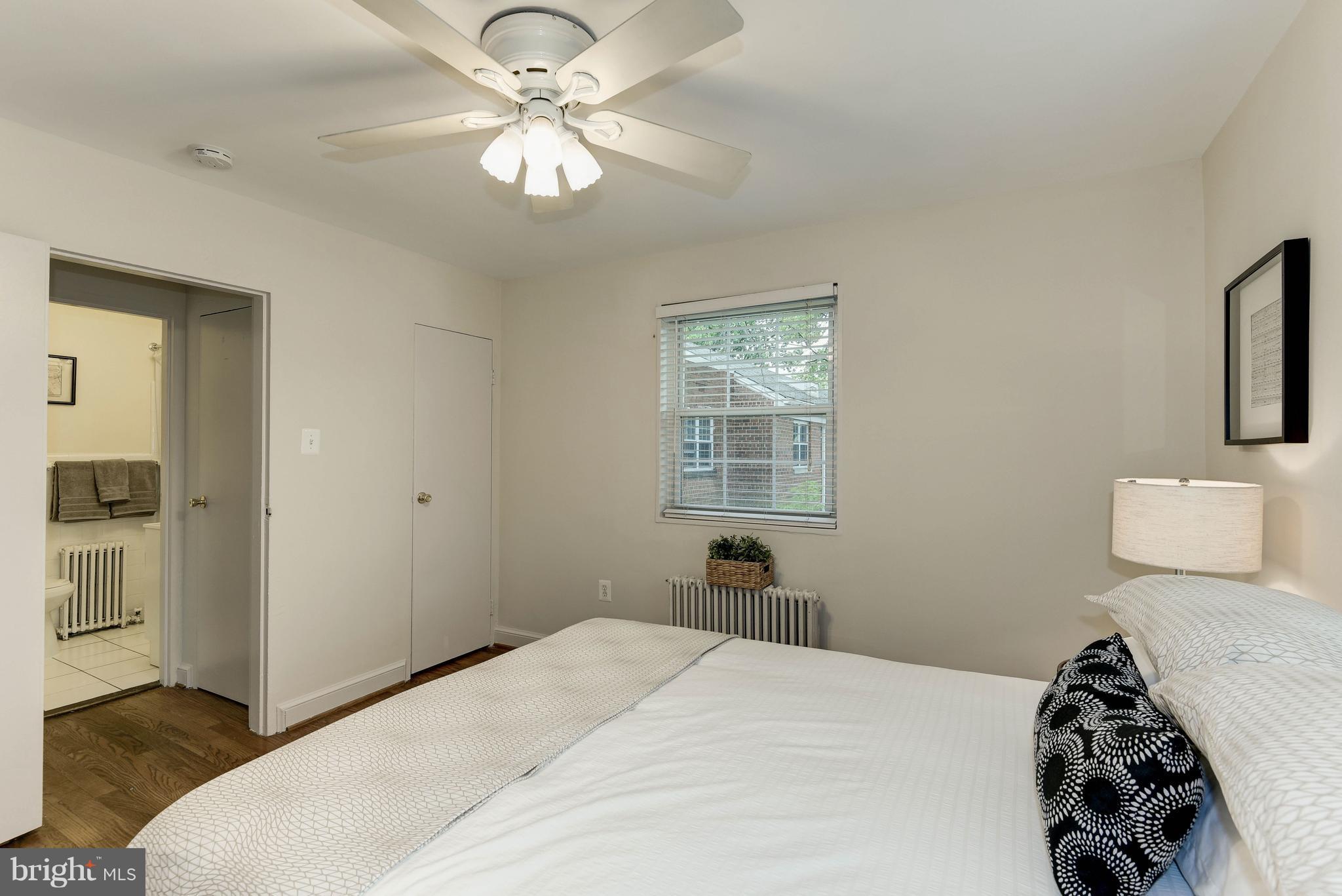 5224 8th Road South, Unit 7 Arlington, VA 22204 - Photo 23 of 28 Bedroom (Master)