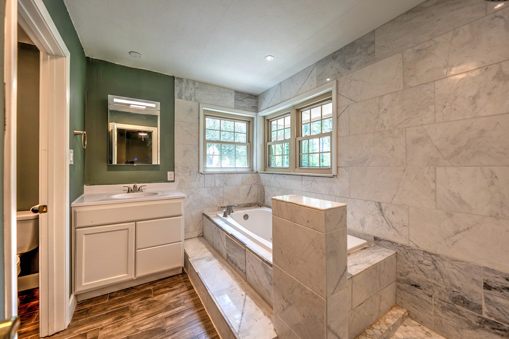 241 Boulevard Street Murphy, NC 28906 - Photo 2 of 44