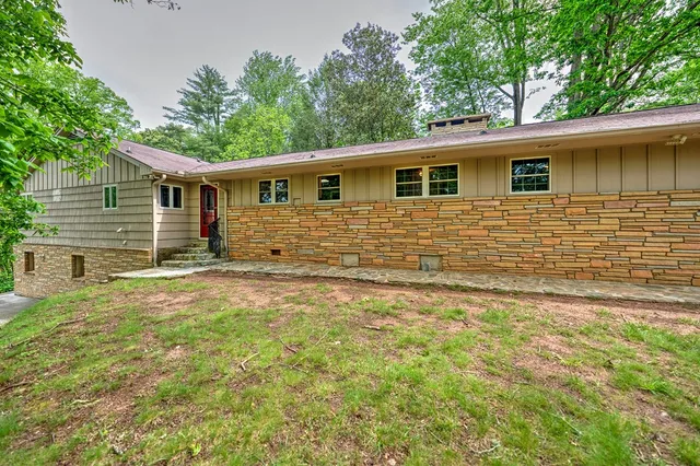 $389,900 | 241 Boulevard Street, Murphy, NC 28906