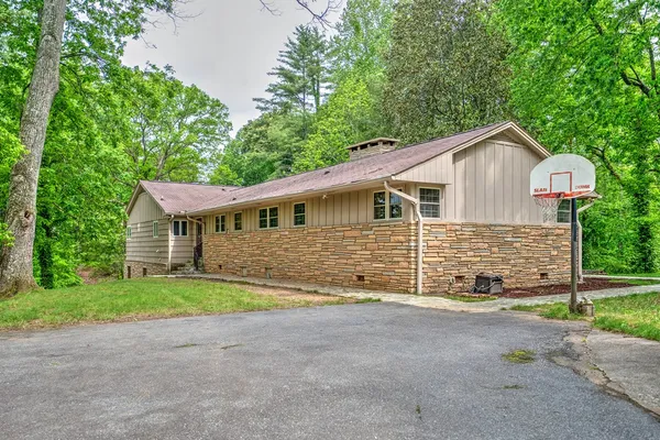 $364,900 | 241 Boulevard Street, Murphy, NC 28906