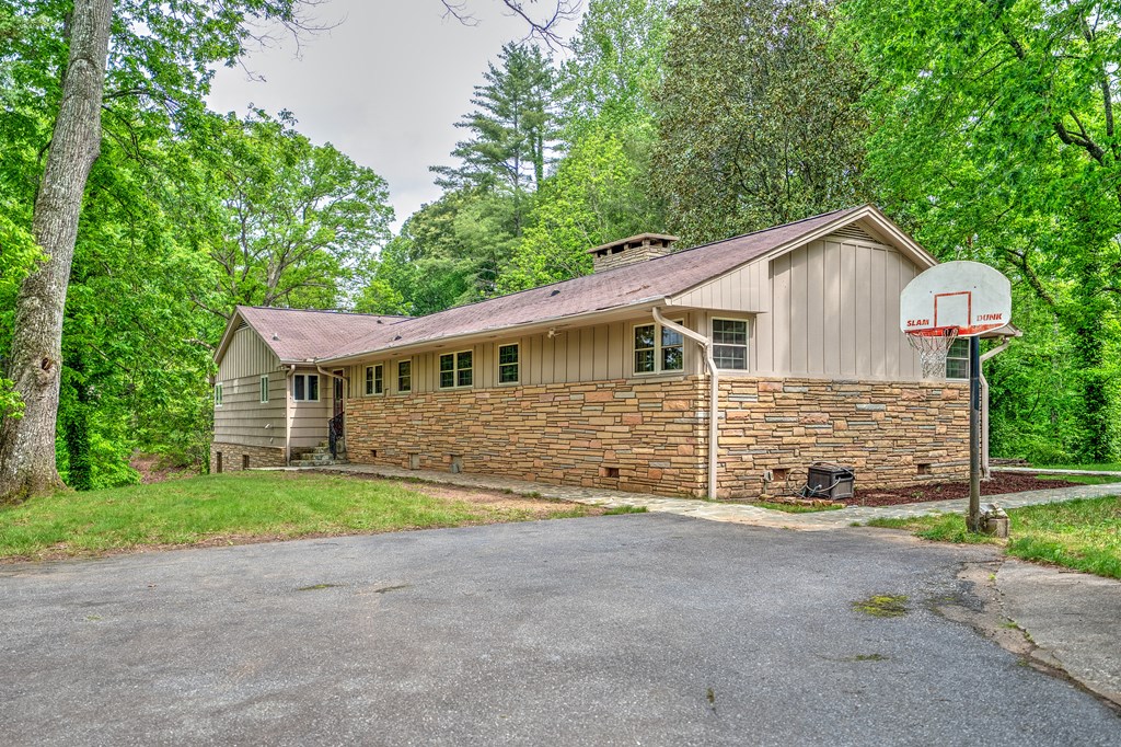 241 Boulevard Street Murphy, NC 28906 - Photo 39 of 44