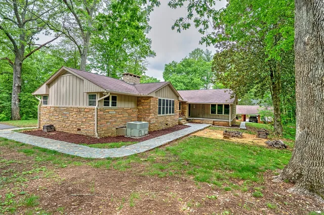$389,900 | 241 Boulevard Street, Murphy, NC 28906